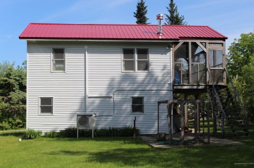 33 Sunset Dr, Penobscot, ME 04476 exterior