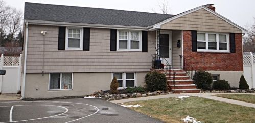 12 Alvah St, Saugus, MA 01906 exterior