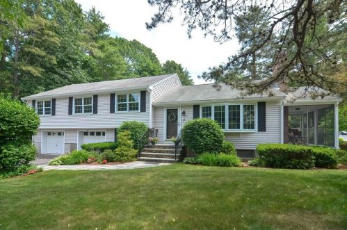 16 Kenney Rd, Medfield, MA 02052 exterior