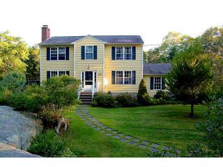 129 Deer Run Rd, Tiverton, RI 02878 exterior