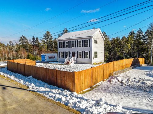 13 Benaquist Way, Harpswell, ME 04079 exterior