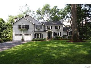 41 Glendale Cir, Stamford, CT 06906 exterior