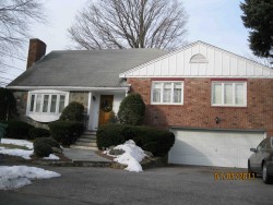 135 Albemarle Rd, Newton, MA 02460 exterior