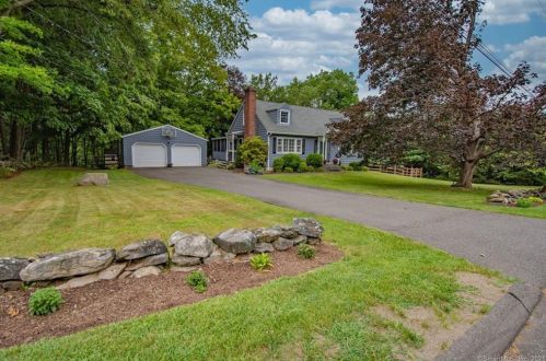 12 Highview Dr, Ridgefield, CT 06877 exterior