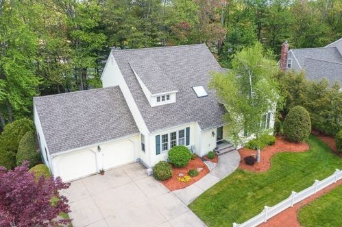 50 Cobblestone Cir, North Andover, MA 01845 exterior