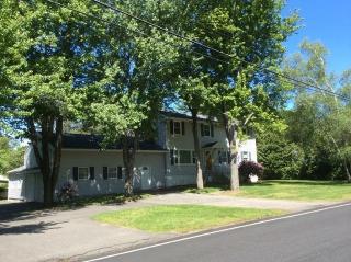 143 Longmeadow Dr, Waterbury, CT 06706 exterior