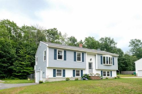 737 Portland St, Rochester, NH 03868 exterior