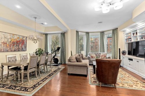 333 Beacon St, Roxbury-Xing, MA 02116 exterior