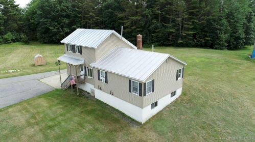 156 Airport Rd, Norridgewock, ME 04957 exterior