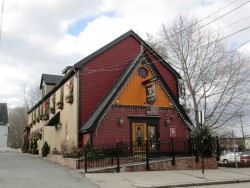344 Elliot St, Newton, MA 02464 exterior