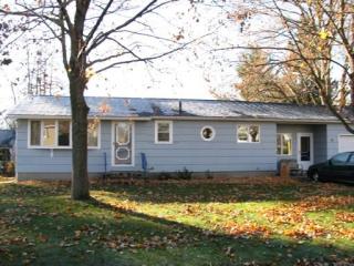 37 Reed St, Chicopee, MA 01020 exterior