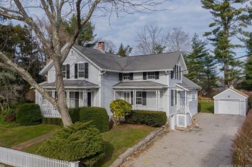 5 Academy Ln, Lyme, CT 06371 exterior