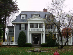 93 Claremont St, Newton, MA 02458 exterior