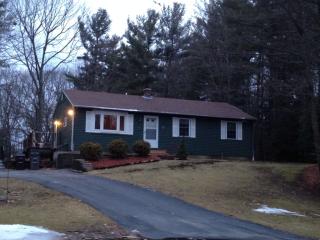 41 Holly Dr, Gardner, MA 01440 exterior