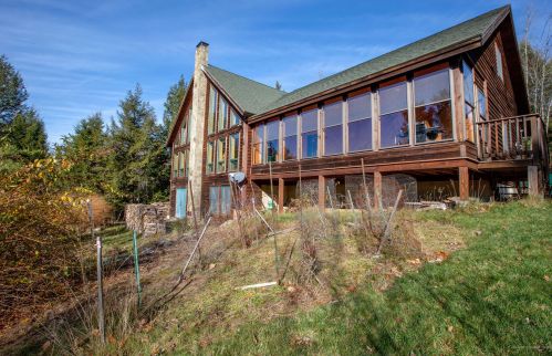 227 Sumner Rd, Buckfield, ME 04220 exterior