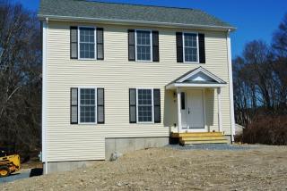 85 Handy St, South Attleboro, MA 02703 exterior