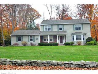 162 Carriage Dr, Southbury, CT 06488 exterior