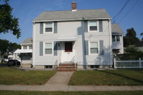 114 Rimmon Ave, Chicopee, MA 01013 exterior