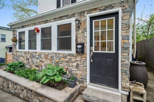 41 Mount Vernon St, Boston, MA 02108 exterior