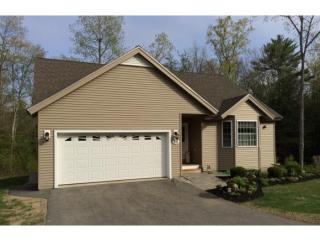 20 Spruce Ln, Newton, NH exterior