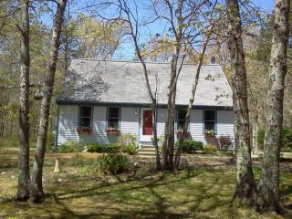 159 Cotuit Rd, Sandwich, MA 02563 exterior