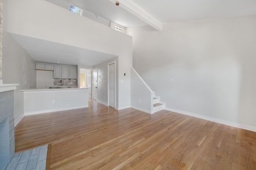 210 Washington Ave, Chelsea, MA 02150 exterior