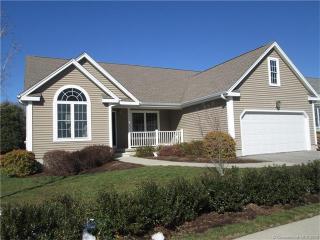 35 Spinnaker Dr, Niantic, CT 06357 exterior