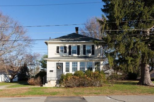 54 Butler Ave, Maynard, MA 01754 exterior