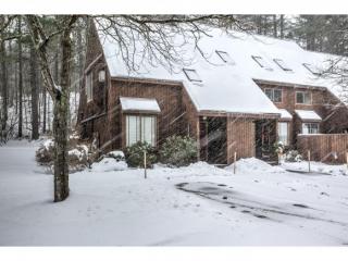 12 Victoria Dr, Merrimack, NH 03054 exterior