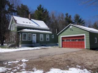 69 Highland St, Rochester, NH 03868 exterior