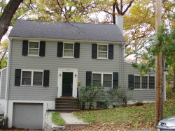 1073 Walnut St, Newton, MA 02461 exterior
