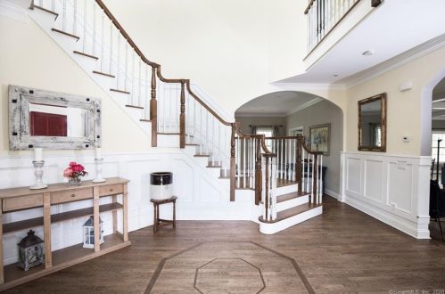 38 Old Nursery Dr, Wilton, CT 06897 exterior