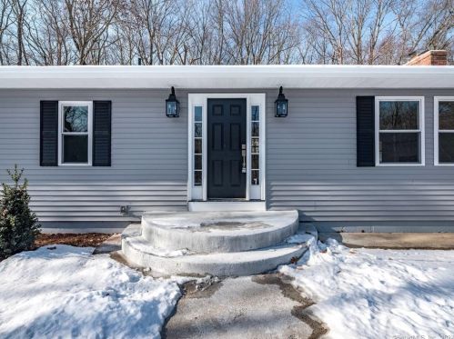 637 Killingworth Rd, Higganum, CT 06441 exterior