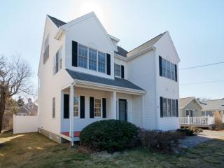 84 Town Neck Rd, Sandwich, MA 02563 exterior