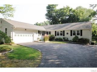 44 Club Cir, Stamford, CT 06905 exterior