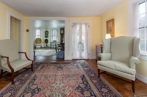 35 Weekeepeemee Rd, Woodbury, CT 06798 exterior