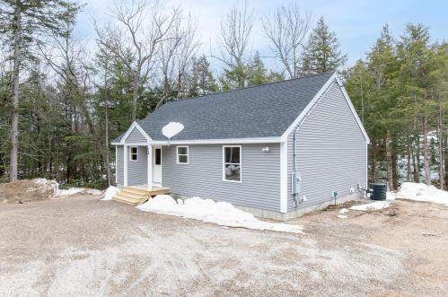 24 Scribner Hill Ext, Wakefield, NH 03830 exterior