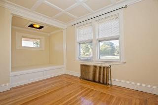 1615 Main Rd, Portsmouth, RI 02871 exterior