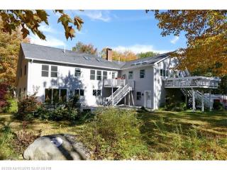 7 Harbor View Dr, Hancock, ME 04640 exterior