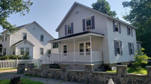 37 Vineyard St, Worcester, MA 01603 exterior