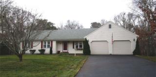 11 Fairway Dr, Hardwich, MA 02645 exterior