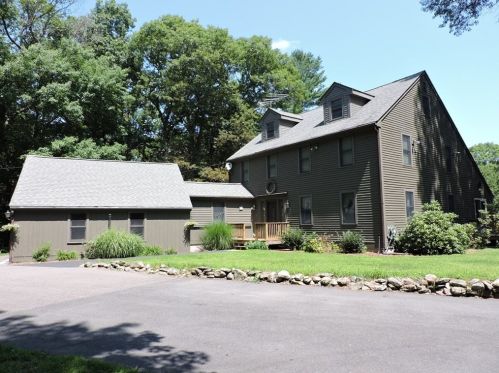 30 Jones Rd, Sutton, MA 01590 exterior