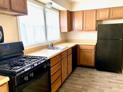 86 Partridge Ln, Chicopee, MA 01022 exterior