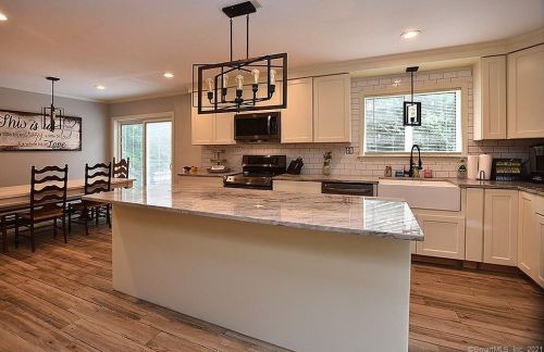 137 Snake Meadow Rd, Killingly, CT 06239 exterior