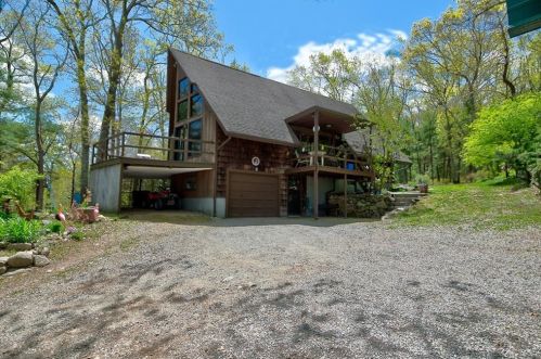 261 Hill Farm Rd, Coventry, RI 02816 exterior