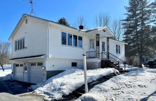 16 Cushman Rd, Waterville, ME 04901 exterior