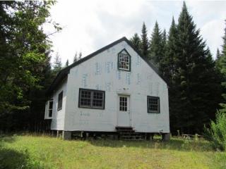 135 Mercier Ln, Pittsburg, NH 03592 exterior