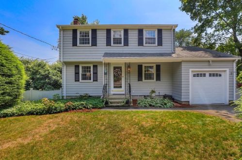 37 Dover Rd, Millis, MA 02054 exterior