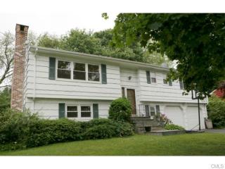 6 Phillene Dr, Norwalk, CT 06851 exterior