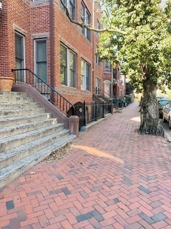 24 Mattoon St, Springfield, MA 01105 exterior